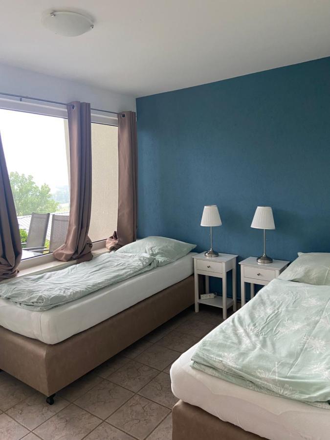 Traumhaftes Ferienhaus Husen ภายนอก รูปภาพ